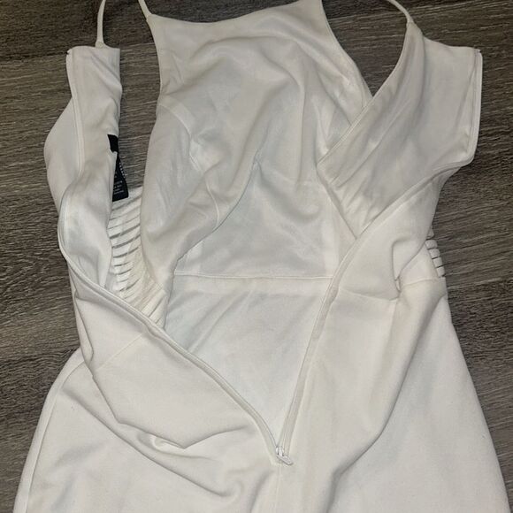 B.Darlin womens size 5/6 white dress - Picture 6 of 6